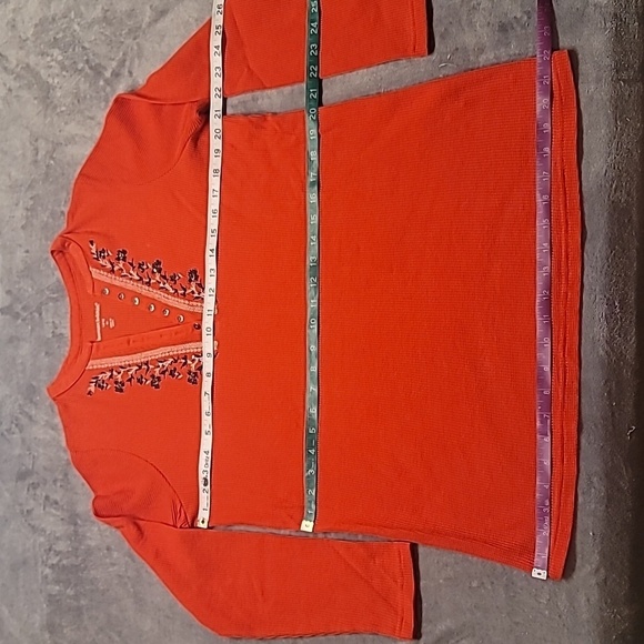 0457. NWOTs ~ Woman Within ~ Embroidered & Beaded ~ Thermal Henley ~ Orange - Picture 4 of 9